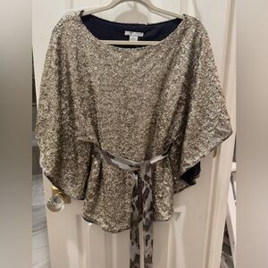 Beautiful Alberto Malaki dressy holiday top.